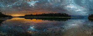 Awesome panoramic view of Cloudy Bay with the lagoon like a mirror of the sky